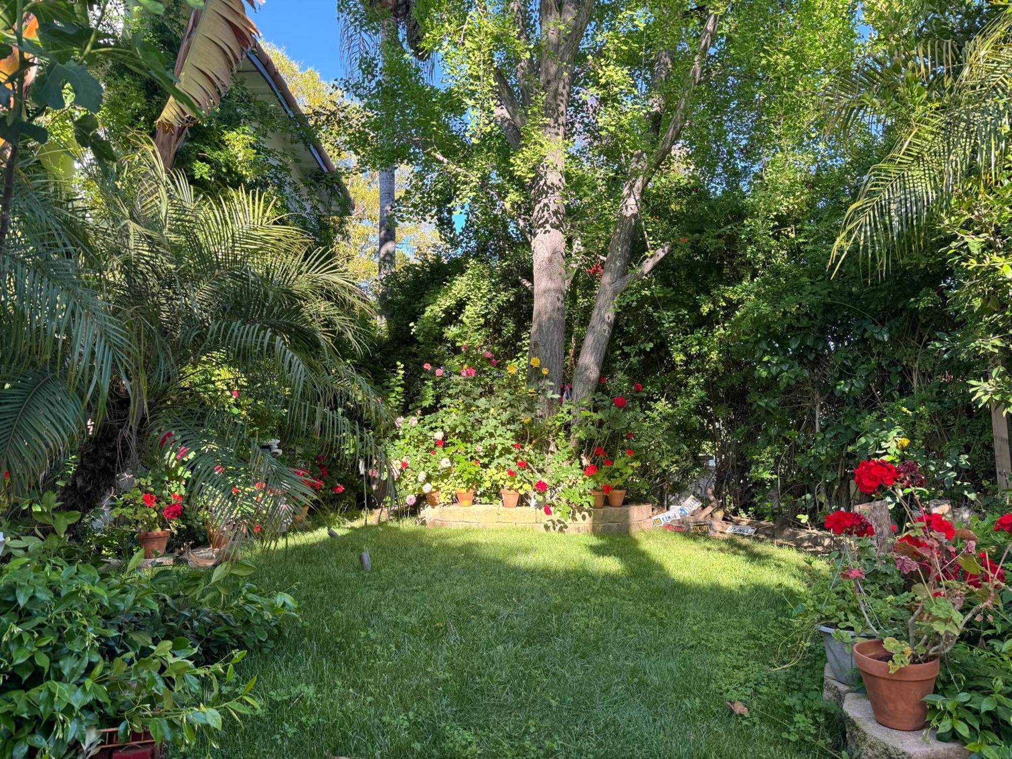 Angeles Hideaway - Costanso Villa