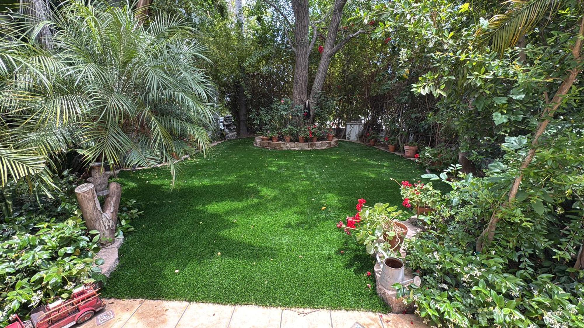 Angeles Hideaway - Costanso Villa *